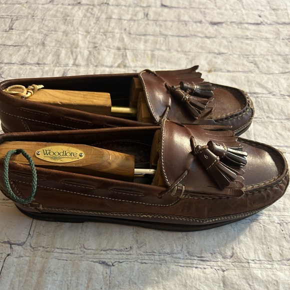 COLE HAAN COUNTRY BROWN LEATHER KILTE TASSEL LOAFERS MENS SIZE 9.5 - Picture 1 of 9